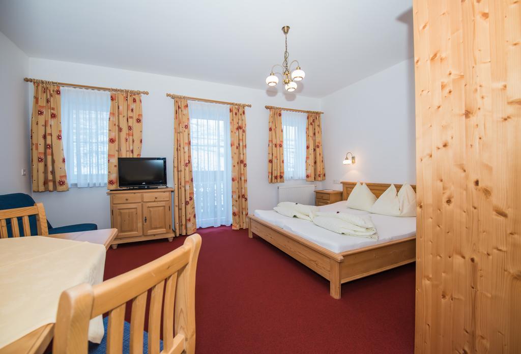 Aparthotel Ederhof Schlanitzen Habitación foto